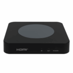 HDMI-Streaming-Gerät in Schwarz mit Tasten für IR, NET und POWER, ideal für die Verbindung von Medienquellen mit Fernsehern oder Projektoren.